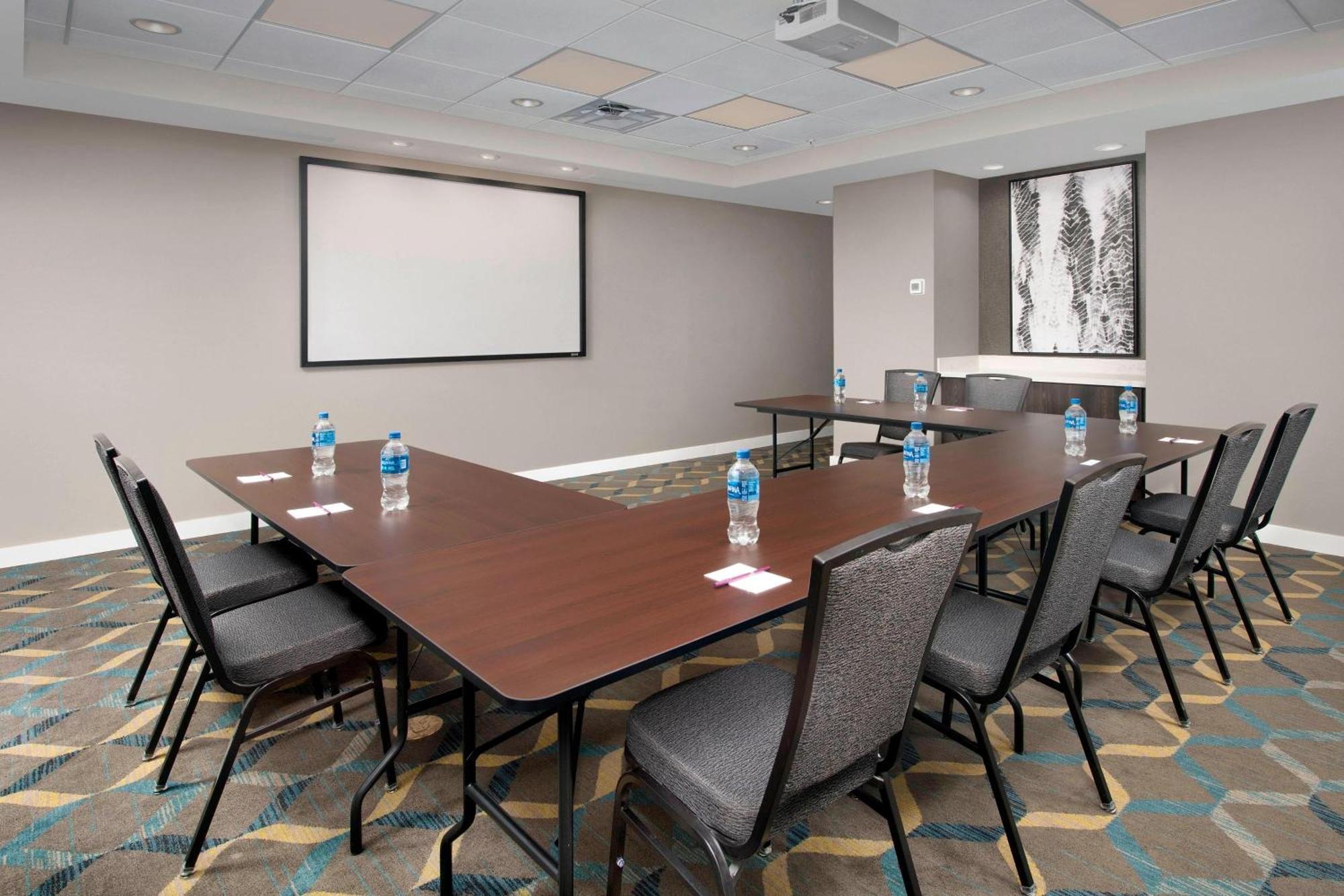 Residence Inn By Marriott Lubbock Southwest Kinh doanh bức ảnh